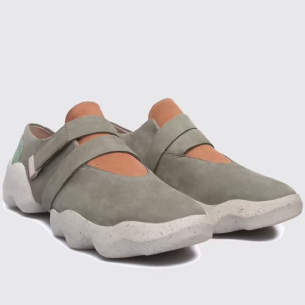 CAMPER DUD SNEAKERS SIZE 10 TRENDY STYLISH ACTIVE SPORTY MODERN - Picture 8 of 9